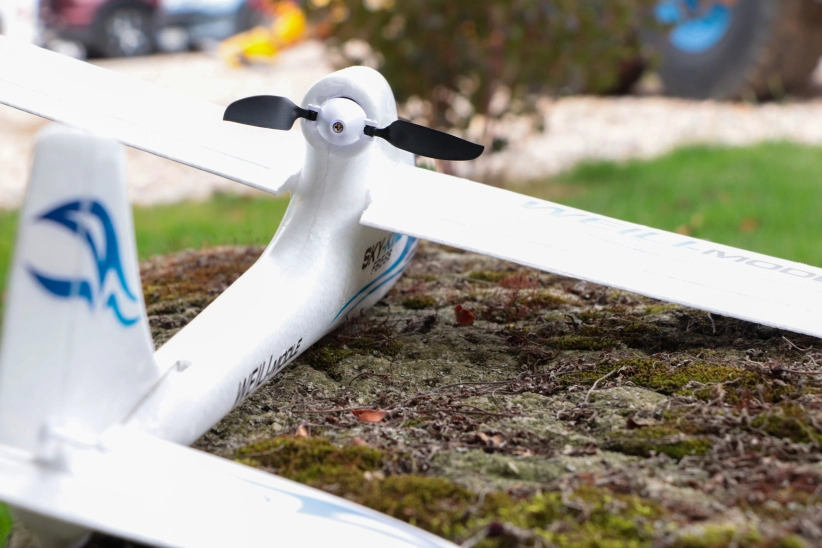 RC lietadlo Sky King F959, modrá + náhradná batéria