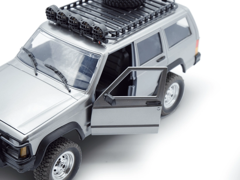 RC auto SUV Legend 4x4 1:12 4WD, strieborná + náhradná batéria