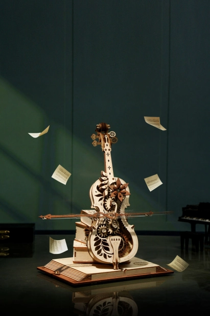 RoboTime 3D dřevěné mechanické puzzle Kouzelné violoncello - poškozený obal