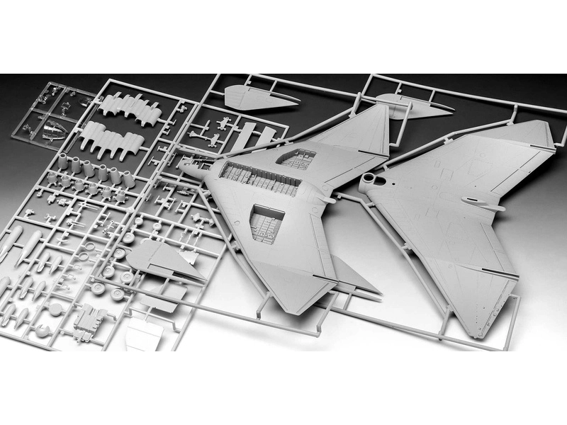 Revell Arado P-Series AR555 (1:72)