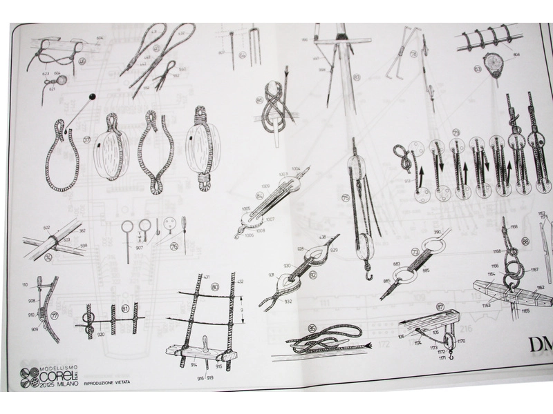 COREL Le Tonnant 1:50 kit