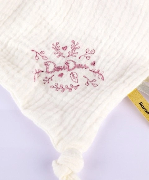 Doudou Darčeková sada Plyšový medvedík s dečkou 30 cm ružový – poškodený obal