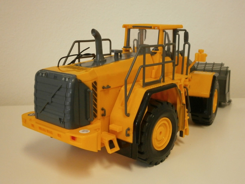 RC bager ENGINEERING TRUCK