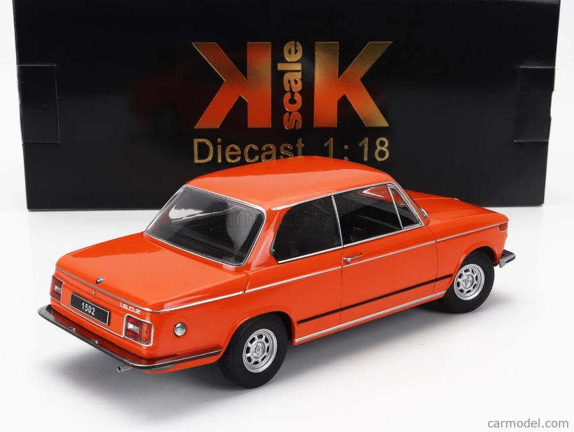 BMW 1502 radu 2 1974 v mierke 1:18 oranžová