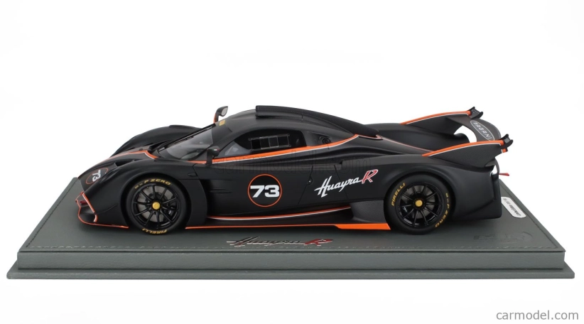 Bbr-models Pagani Huayra R N 73 Racing 2021 - Con Vetrina - S vitrínou 1:18 Matte Black Carbon