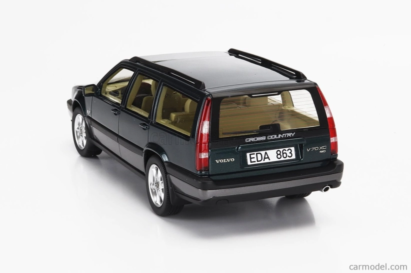Cult-scale models Volvo V70 Xc Cross Country Sw Station Wagon 1996 1:18 Modrá Zelená Met