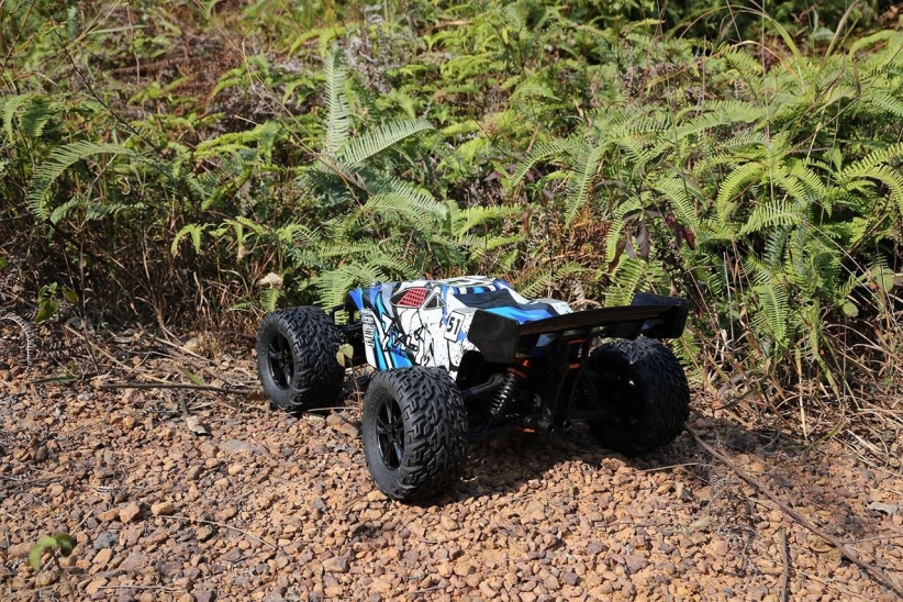 RC auto TW-1 Truggy 5.1 kartáčované