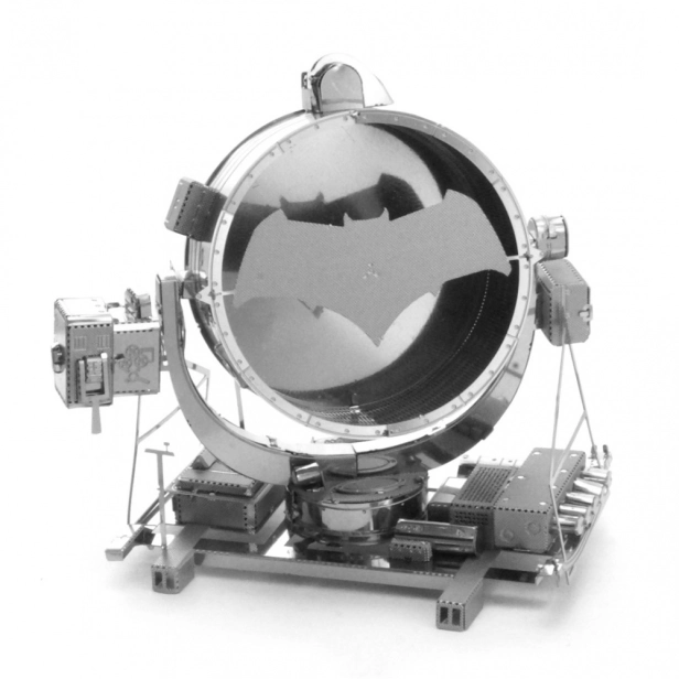 Oceľová stavebnica Batman vs Superman Bat Signal