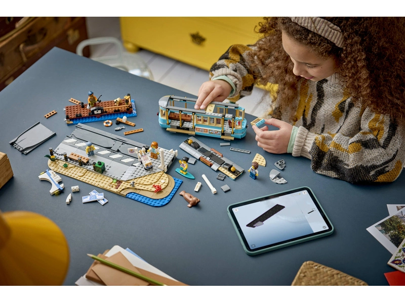 LEGO City - Historická plážová električka