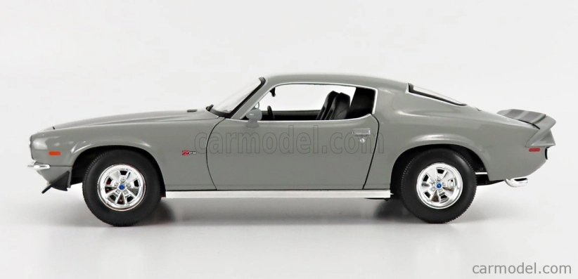 Maisto Chevrolet Camaro Z/28 Coupe 1971 1:18 Grey Met