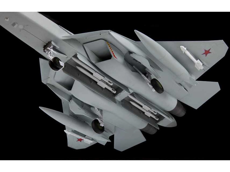 Zvezda Suchoj Su-57 (1:48)