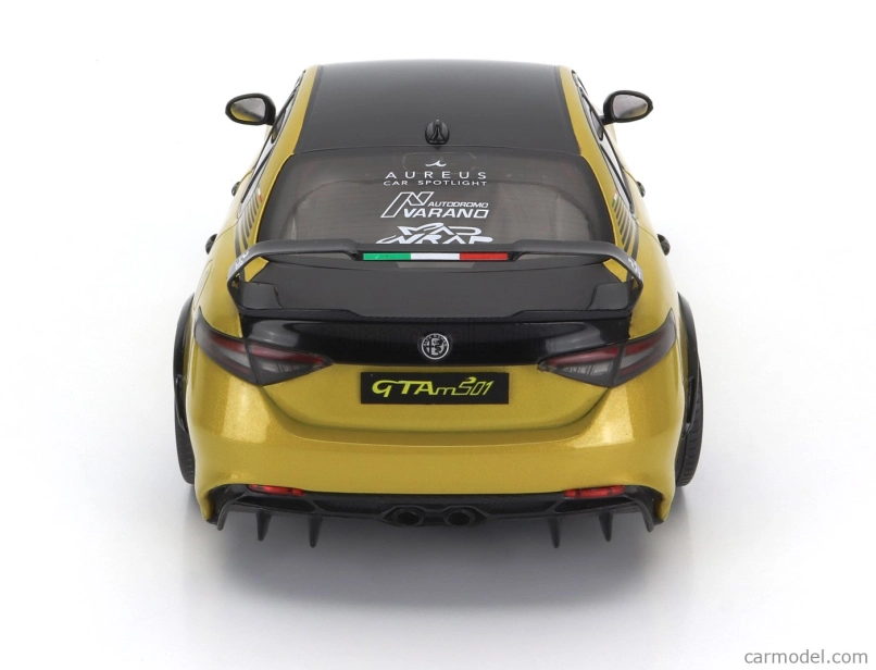 Solido Alfa romeo Giulia Gta Nagemaakt 2022 1:18 žltá čierna