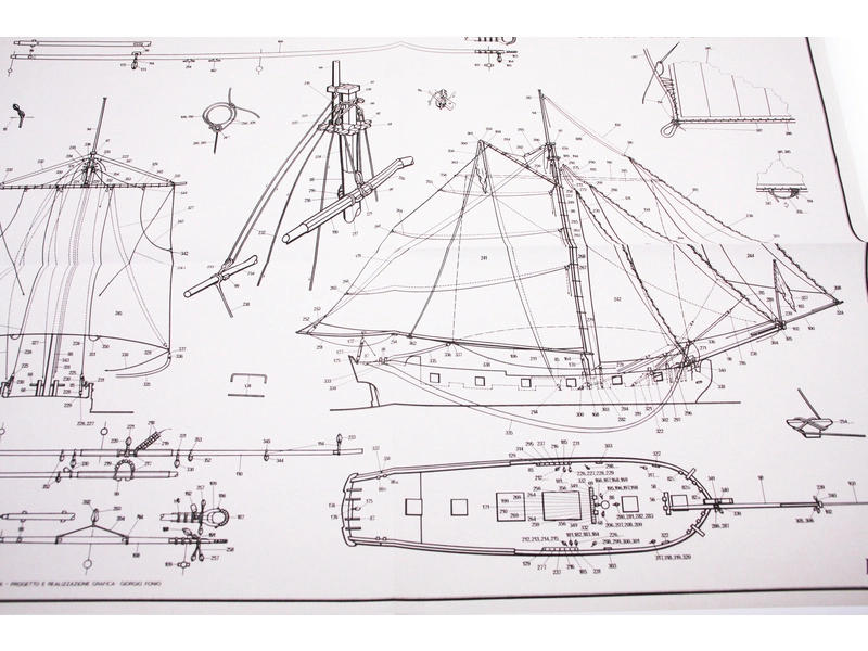 COREL H.M.S. Resolution 1700 1:50 kit
