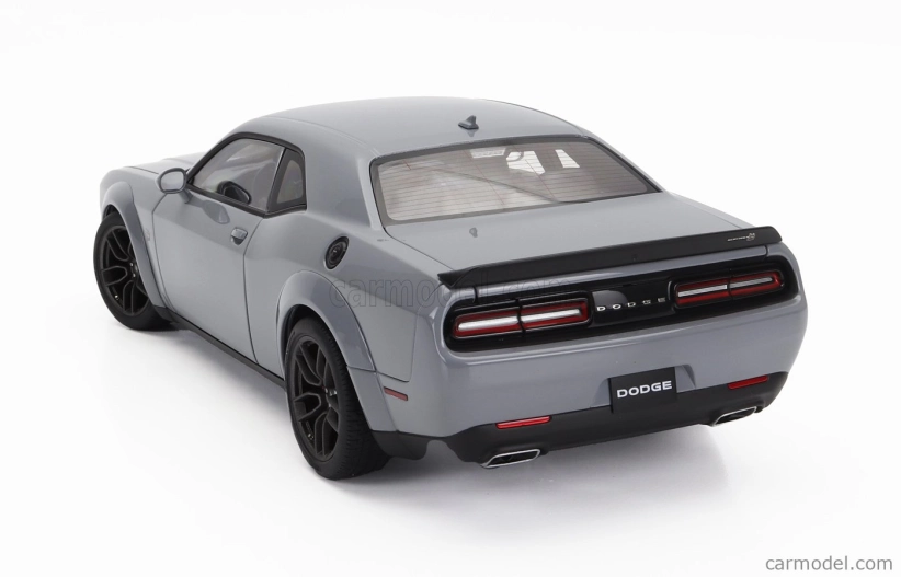 Autoart Dodge Challenger R/t Scat Pack Widebody 2022 1:18 Smok Show Grey