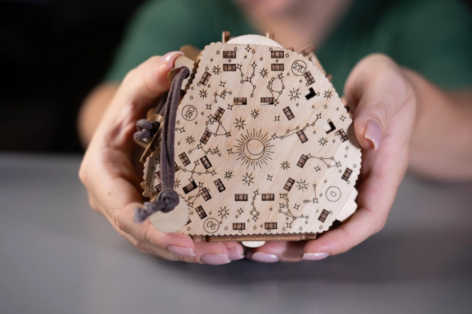 EscapeWelt 3D dřevěný hlavolam "Blackbeard's Compass"