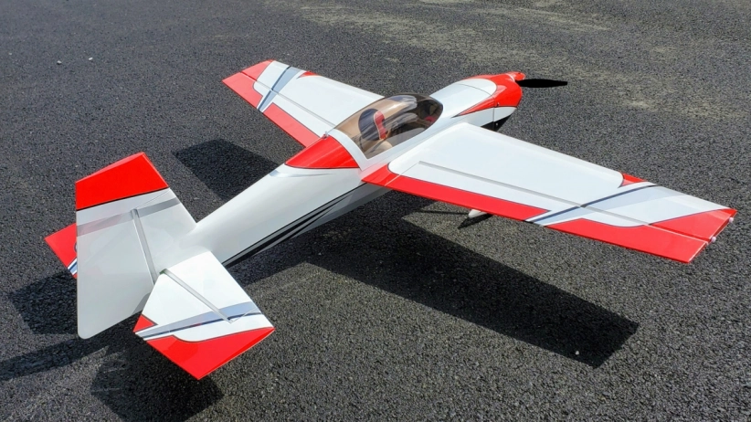 RC letadlo 60" Edge 540T V2 EXP 1,52m, bílá/červená