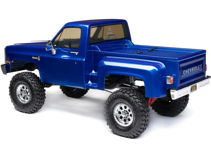 Axial SCX10 III Base Camp 1:10 4WD Chevy K10 1982 RTR modrý