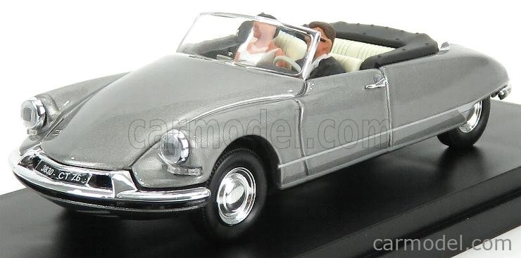 Rio-models Citroen Ds 19 Cabriolet Just Married 1961 s figúrkami 1:43 sivá