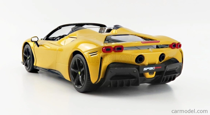Bburago Ferrari SF90 Spider 1:18 žlutá metalíza