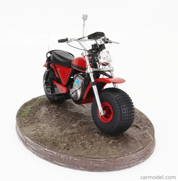 Clc-models Motozodiaco Tuareg 1972 With Bud Spencer Action Figure - From Movie - Altrimenti Ci Arrabbiamo - Tv Series - - Motorcycle 1:12 Red