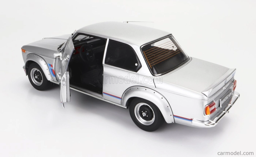 Kyosho BMW 2002 Turbo 1974 1:18 Silver
