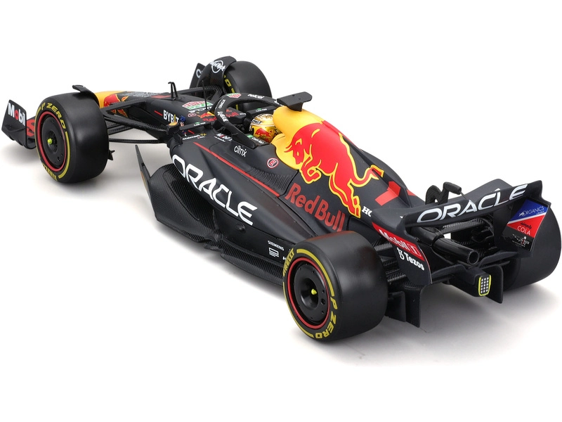 Bburago Red bull F1 Rb18 Team Oracle Red Bull Racing N 1 1:24, tmavě modrá