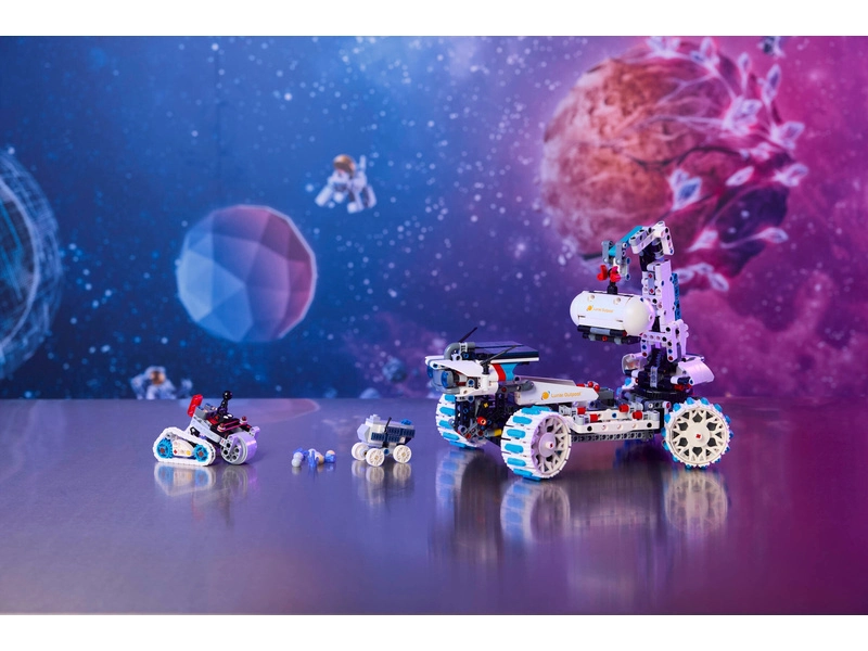 LEGO Technic - Mesačný rover Lunar Outpost™