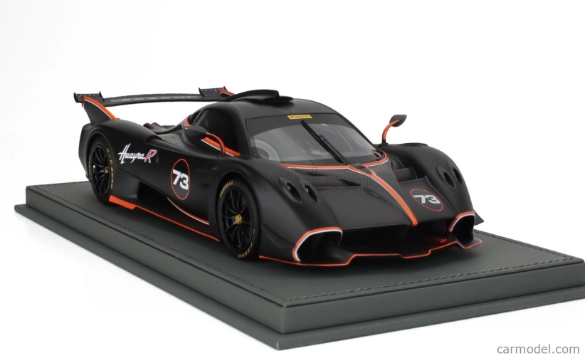Bbr-models Pagani Huayra R N 73 Racing 2021 - Con Vetrina - S vitrínou 1:18 Matte Black Carbon