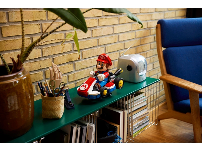 LEGO Super Mario - Mario Kart™: Mario a štandardná motokára