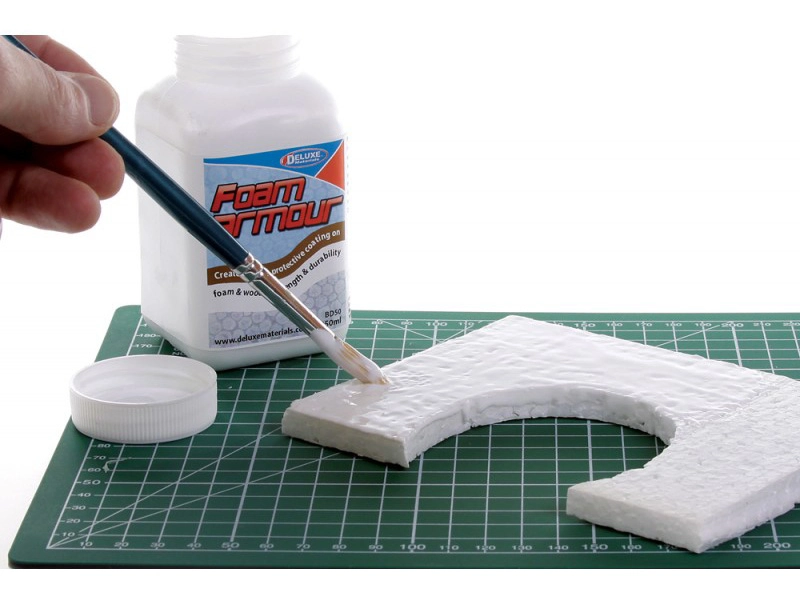 Pena Armour na spevnenie dielov z EPP/EPS 250ml