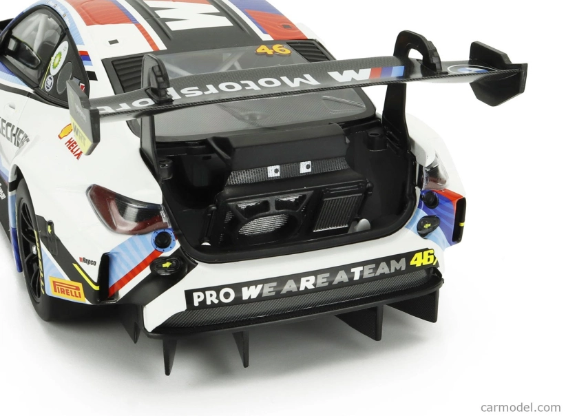 Minichamps BMW 4-series M4 Gt3 Team Wrt N 46 12h Bathurst 2024 Valentino Rossi - Maxime Martin - Raffaele Marciello 1:18 Bílá