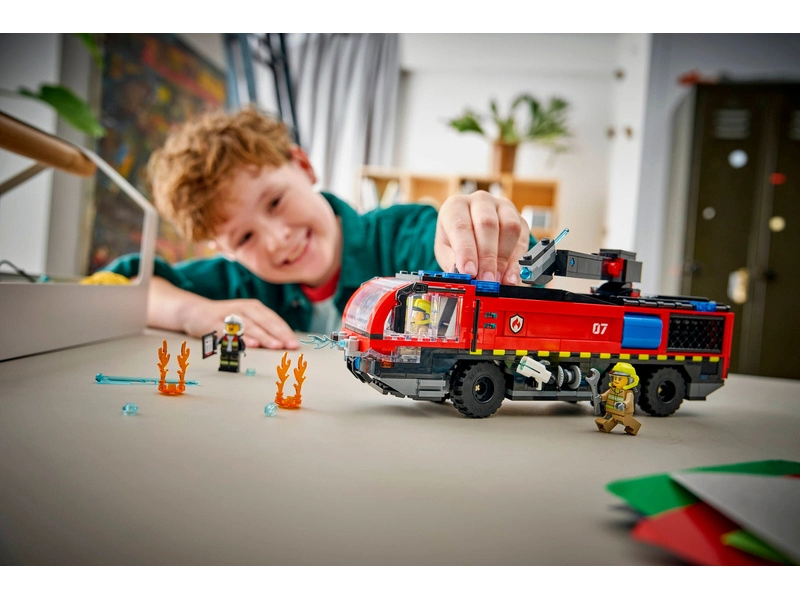 LEGO City - Letiskové hasičské auto