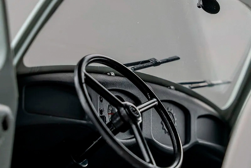 Beetle RTR šedý 1:12