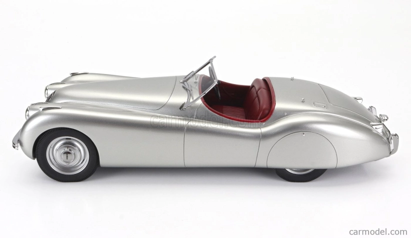 Modely Jaguar Xk120 Ots Spider Cabriolet Open 1948 1:18 Strieborná