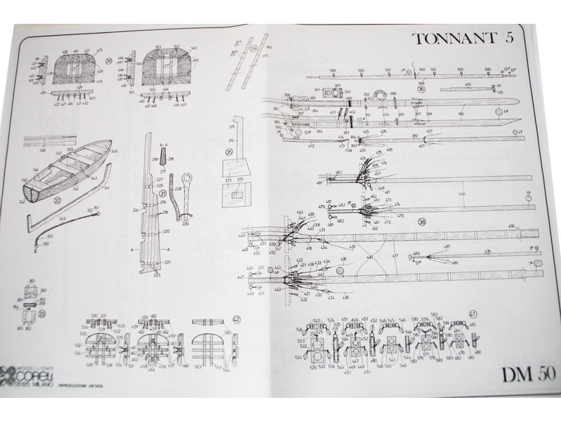 COREL Le Tonnant 1:50 kit