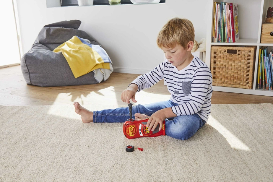 Build & Play auto 06562 - Lightning McQueen (1:20)
