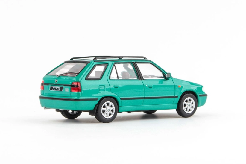 Abrex Škoda Felicia FL Combi (1998) 1:43 – zelená pacific metalíza