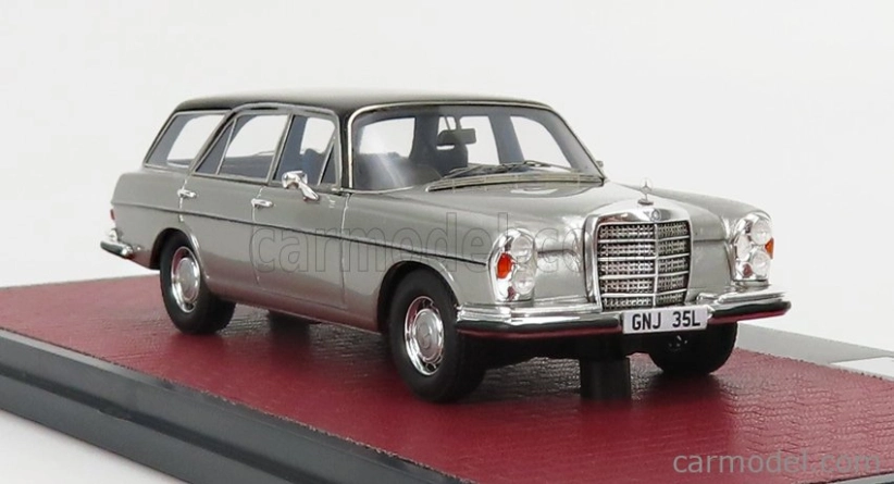 Modely v mierke Matrix Mercedes benz triedy S 280se Crayford kombi (w108) 1970 1:43 Strieborná