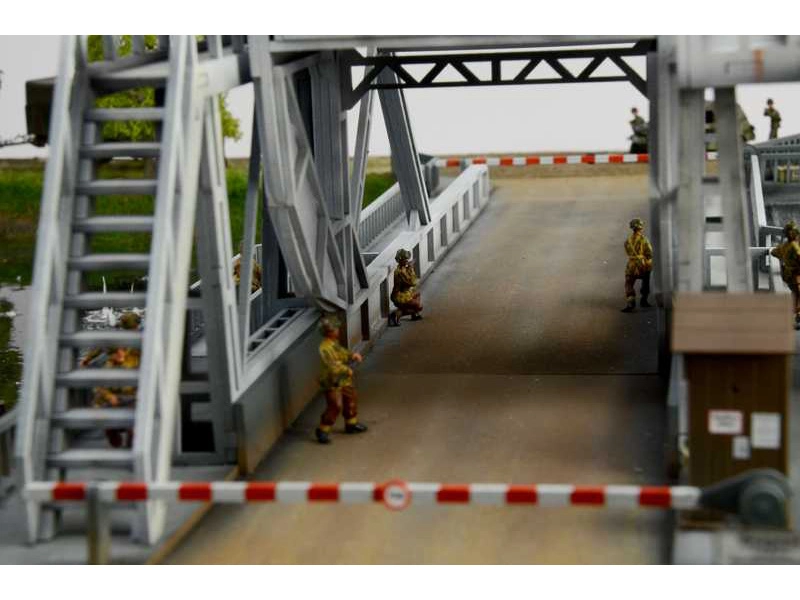 Italeri Pegasus Bridge Airborne Assault (1:72)