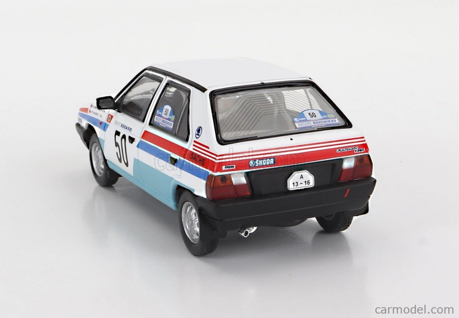 Ixo-models Škoda Favorit 136l N 50 Rally Bohemia 1983 Vladimír Berger - Otto Jakubec 1:43 Biela svetlomodrá