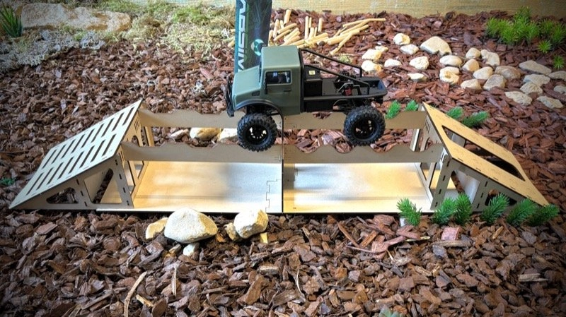 Prekážková dráha Absima Plank Bridge pre malé expedičné modely