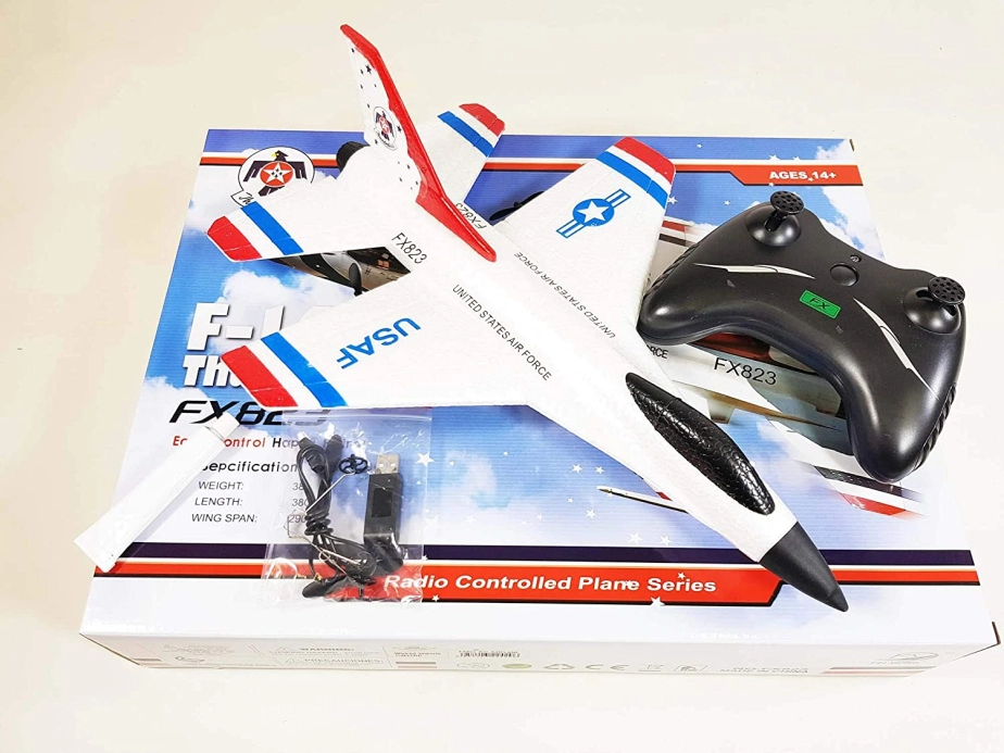 RC letadlo F16