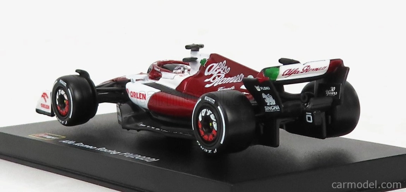 Bburago Alfa romeo F1 C42 Team Orlen Racing N 24 1:43, červená