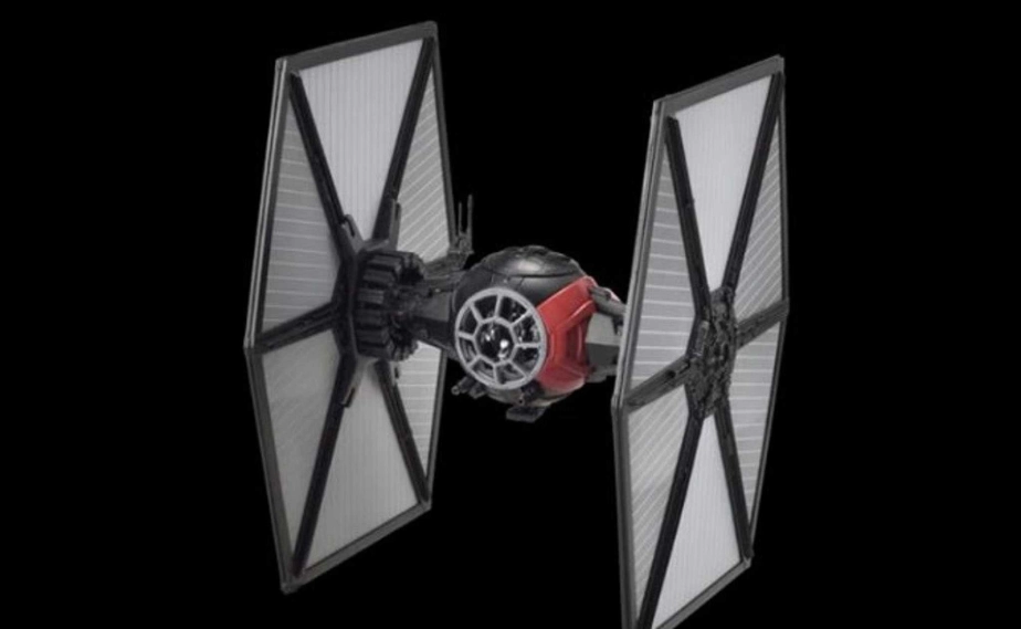 Plastic ModelKit BANDAI SW 01217 - First Order Special Forces TIE Fighter (1:72)