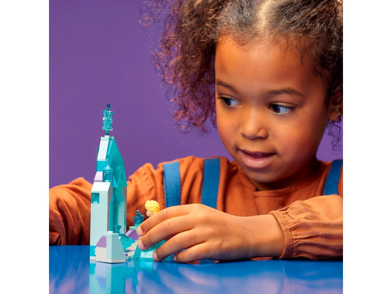 LEGO Disney Princess - Elsa a zámecké nádvoří