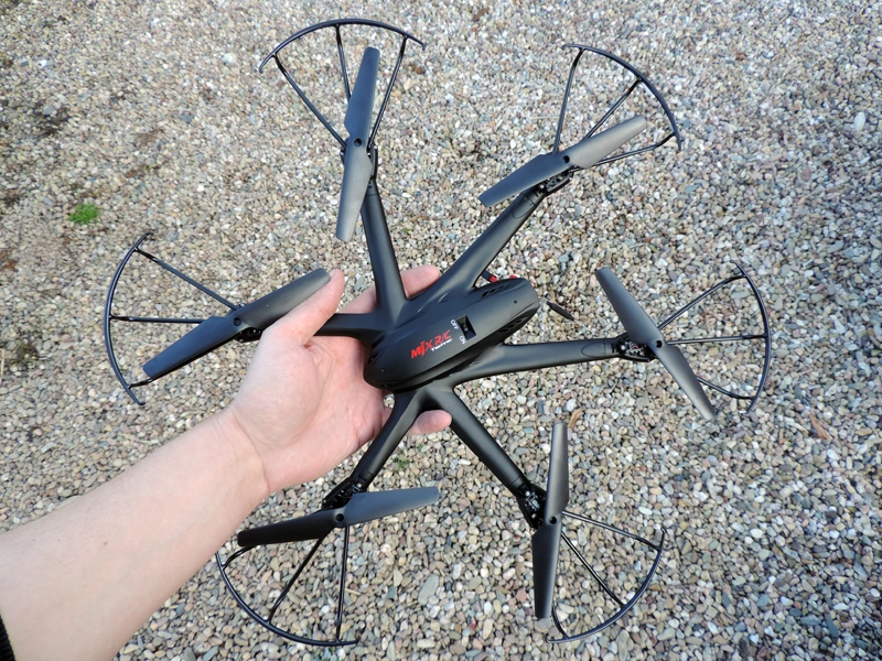 Dron MJX X600 HEXA s FPV, černá