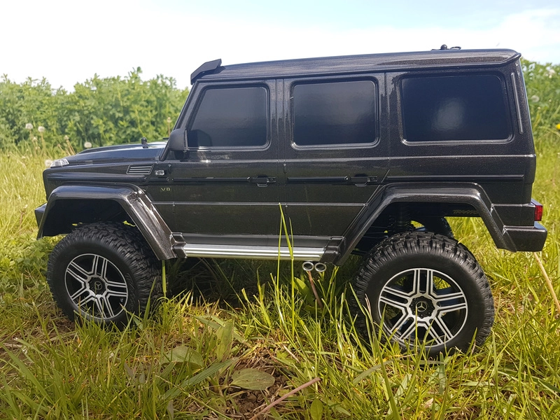 RC auto Traxxas TRX-4 Mercedes G500 1:10 s LED osvětlením TQi, černá