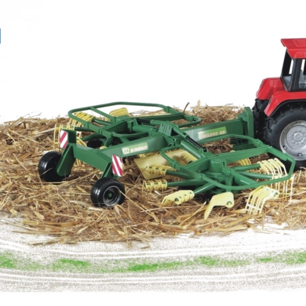 Obracač sena za traktor FENDT
