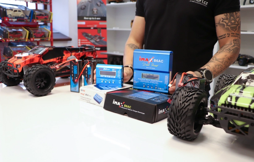 Nabíječ SKY RC iMax B6 Mini 60W