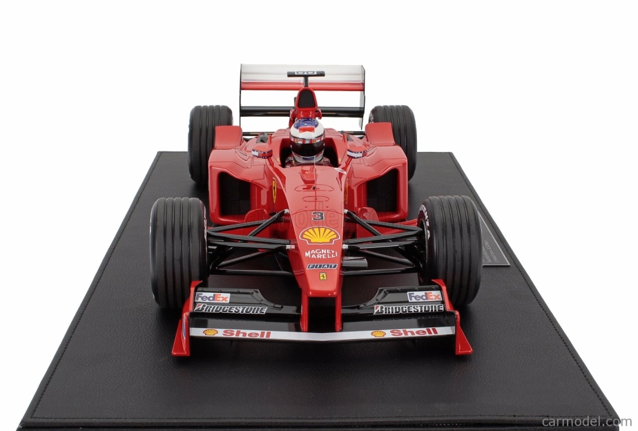 Gp-repliky Ferrari F1 F399 Team Scuderia Ferrari N 3 2nd Brazilian Gp (s figúrkou pilota) 1999 Michael Schumacher - Con Vetrina - s vitrínou 1:12 červená biela